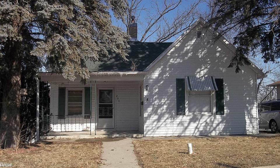 206 E Pine St, Marshalltown, IA 50158 MLS 6305897 Zillow
