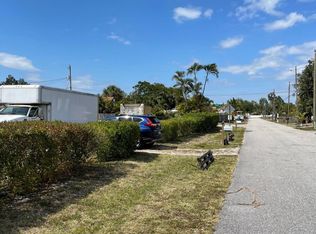 107 Neva Dr, West Palm Beach, FL 33415
