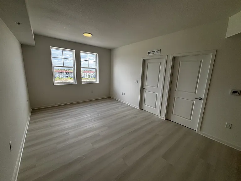 5563 Millenia Blvd — Photo 9