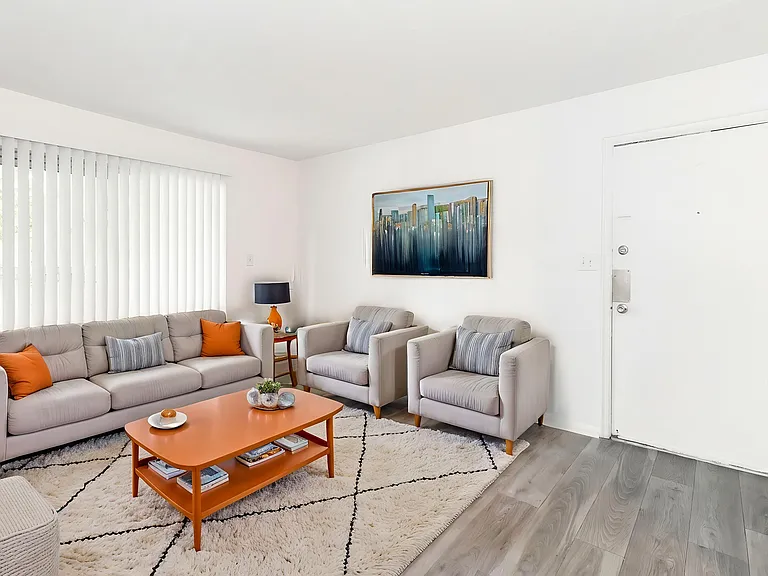 Lewis on Cascade Apartments — Photo 60