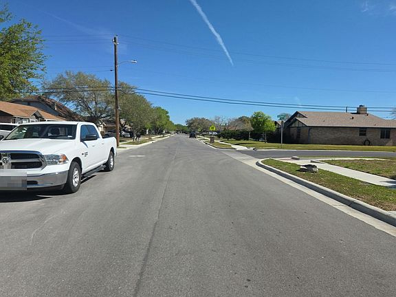 5th image of 5822 Crestwood Dr