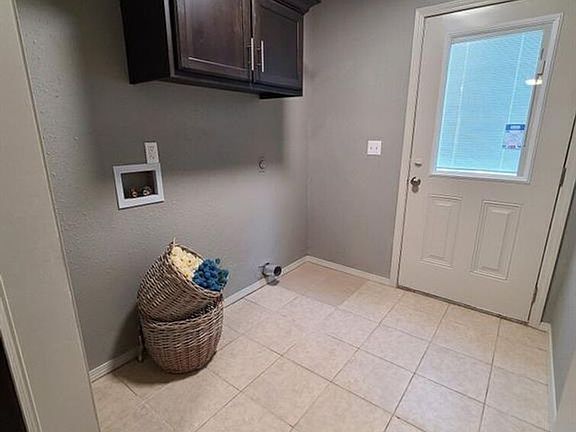 5th image of 401 Beaver Circle Dr