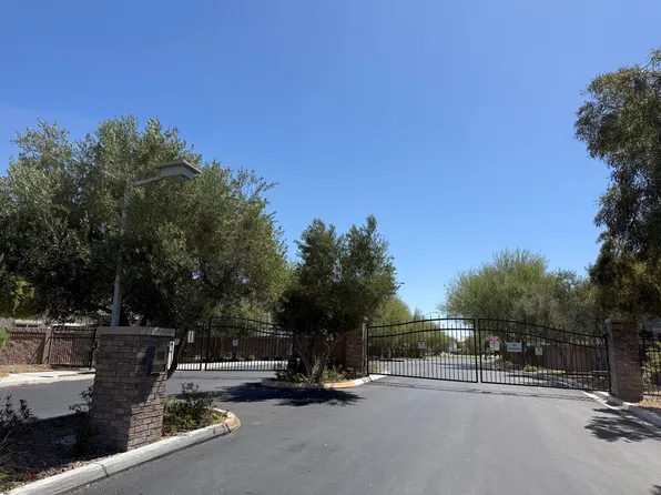 2420 Rainy Meadows Ave, North Las Vegas, NV 89031