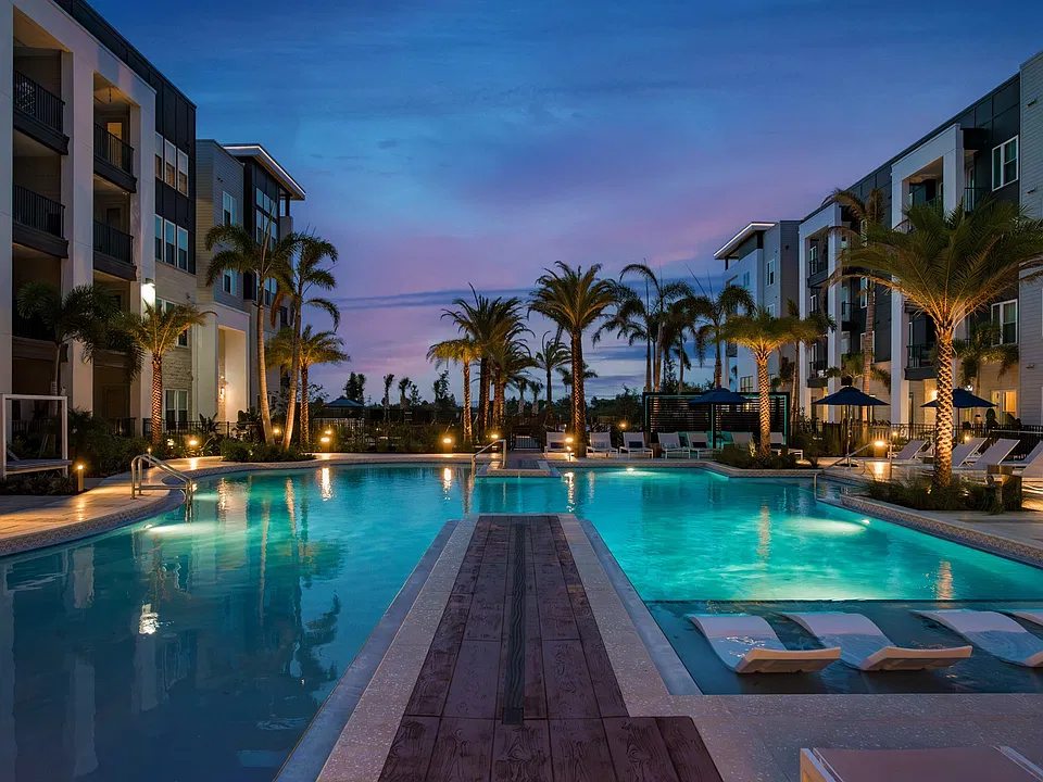 The Residence Peninsula Apartments