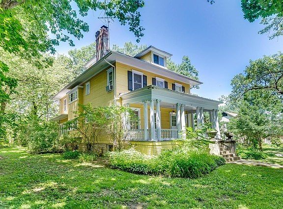 4th image of this home