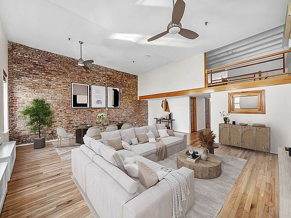 2nd image of 330 Pearl St APT 5A