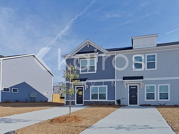 3rd image of 2119 Banyon Cir