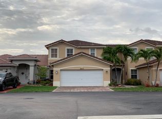 16213 SW 44th Ln, Miami, FL 33185