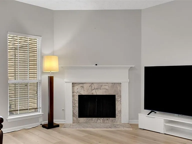 940 Tree Creek Blvd — Photo 17