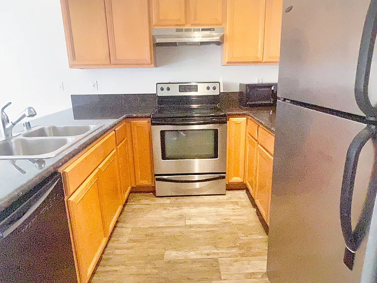 1065 W 1st St #204 — Photo 6