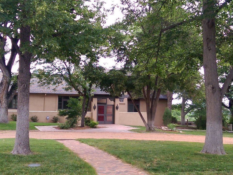 1st image of 453 Argyle Ave