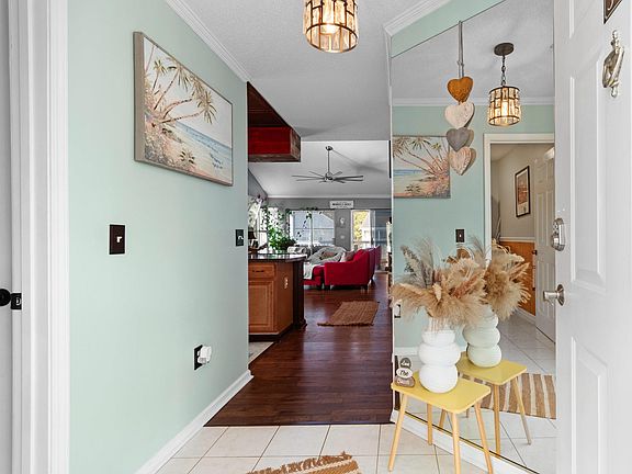 4th image of 611 Woodmoor Dr. #301