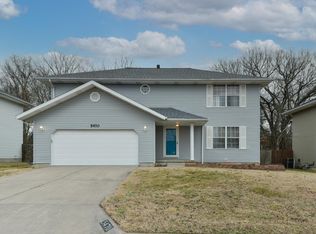 5470 S Sycamore Ave, Springfield, MO 65810