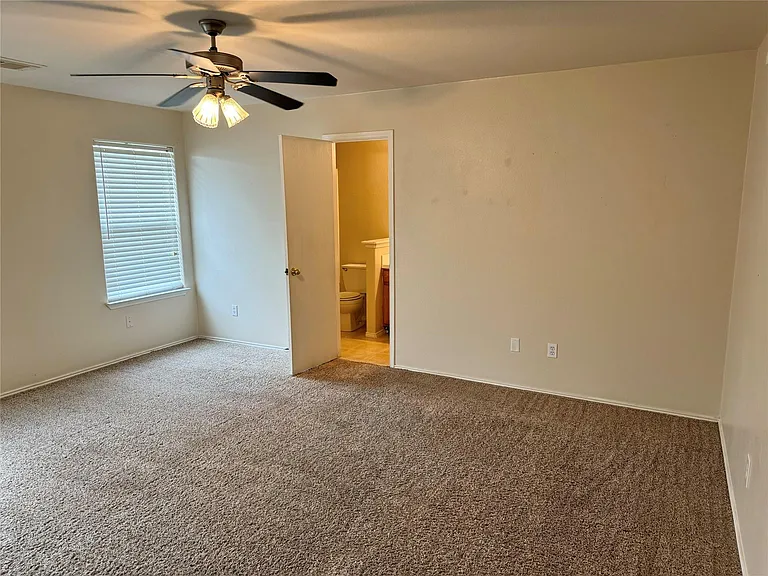 2203 Cold River Dr — Photo 6