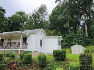 19 Rector St, Tryon, NC 28782