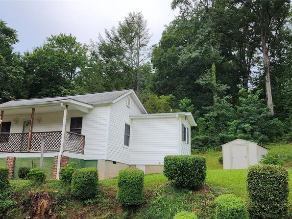 19 Rector St, Tryon, NC 28782