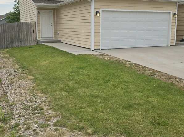 5020 Rock Springs St, Cheyenne, WY 82001