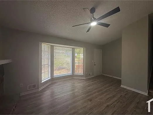 5410 Nathan Dr NW — Photo 17