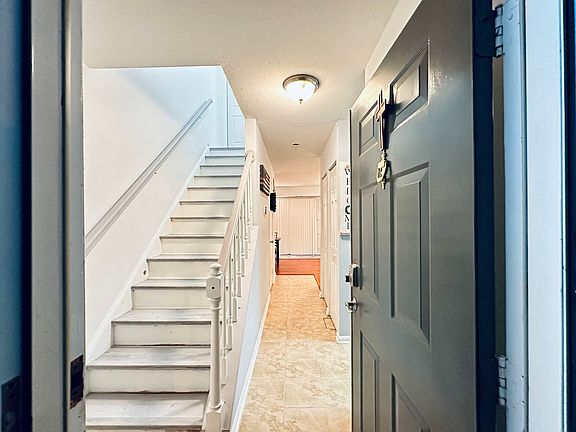 3rd image of 46709 Atwood Sq