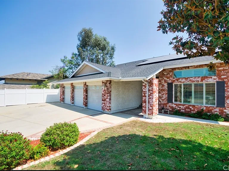 530 Cameron Crest Dr — Photo 5