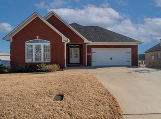 87 Rolling Brook Dr, Rogersville, AL 35652
