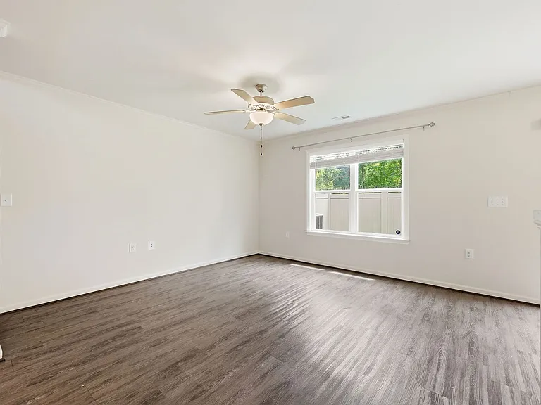 210 Boyington Place Rd — Photo 2