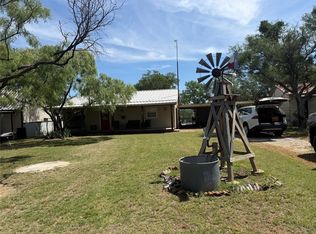 10141 Cliff Dr, Brownwood, TX 76801