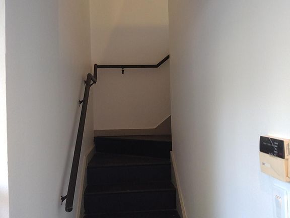 5th image of 898 E Washington St #B