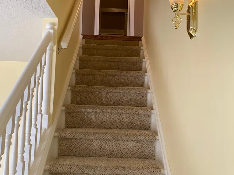 Clarington Dr — Photo 2