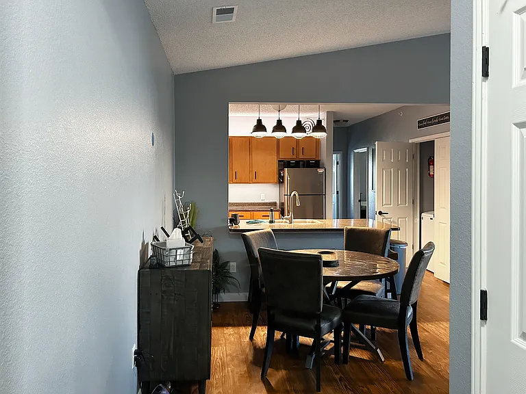 2200 Classen Blvd #1 — Photo 29