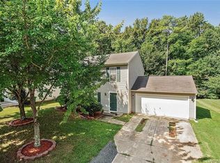 1517 Galesburg St, Charlotte, NC 28216