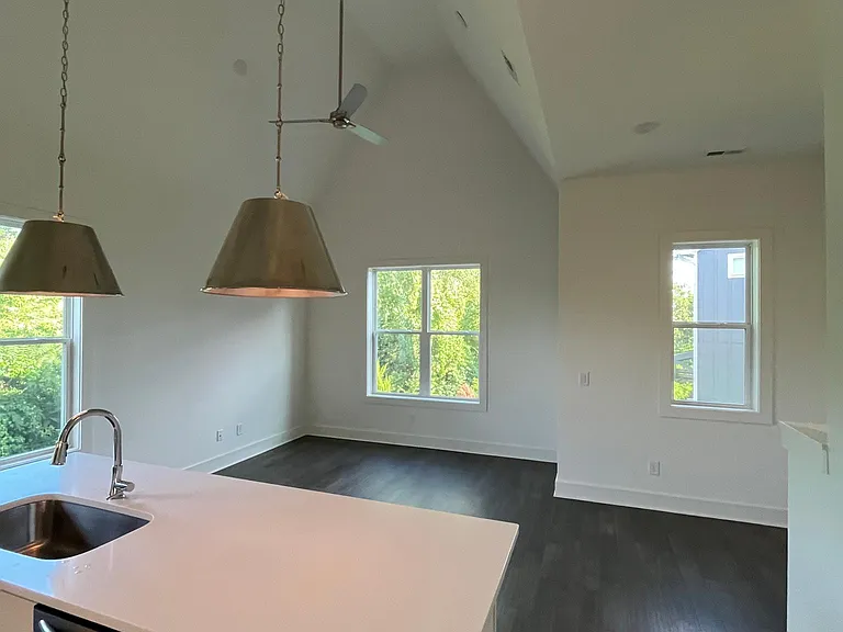 700 James Ave #37 — Photo 3
