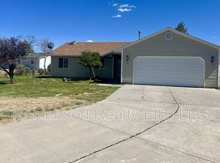 132 Flora Pl, Spring Creek, NV 89815