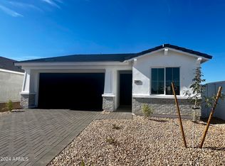 188 E Leland Rd, San Tan Valley, AZ 85140