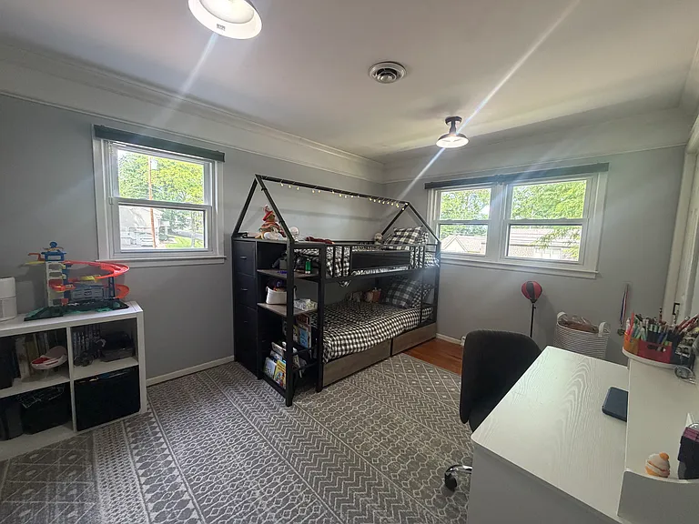 31 Clinton Ln — Photo 18