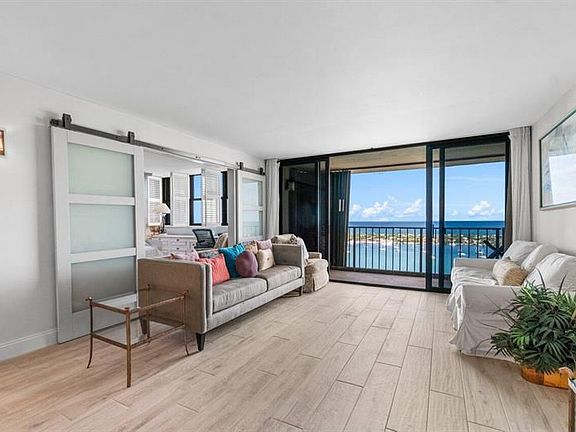4th image of 5600 N Flagler Dr Penthouse 108