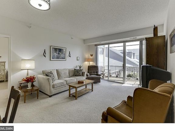 4th image of 100 Clydesdale Trl APT 215