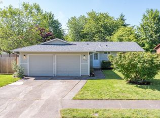 606 SW 14th St, Troutdale, OR 97060