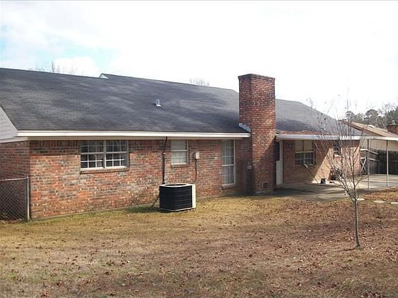3rd image of 161 Northwood Cir