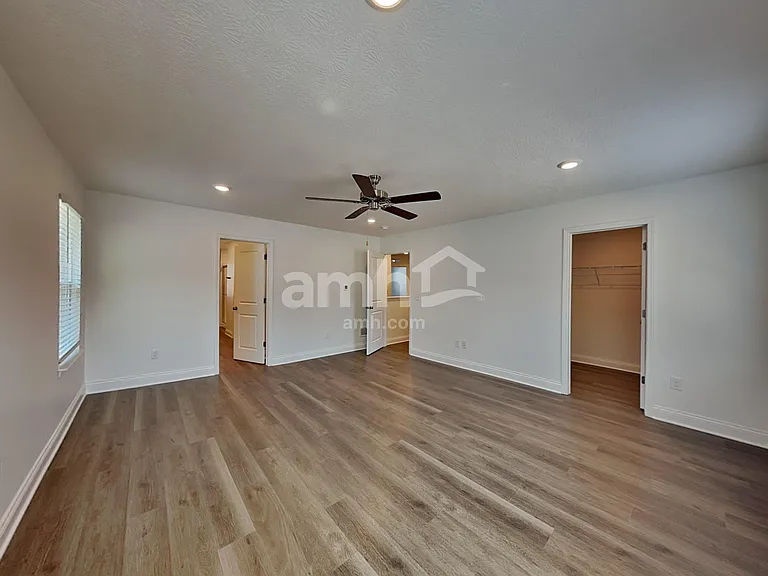 315 Pine Hill Ct — Photo 9