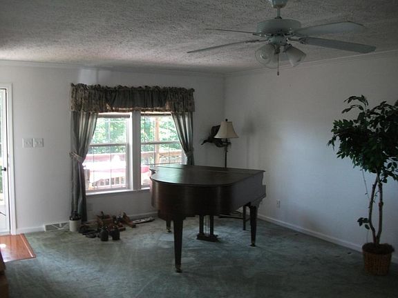 3rd image of 1765 Otter Dr