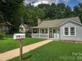 31 Tremont St, Marion, NC 28752