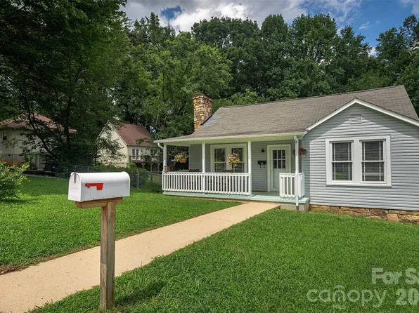 31 Tremont St, Marion, NC 28752