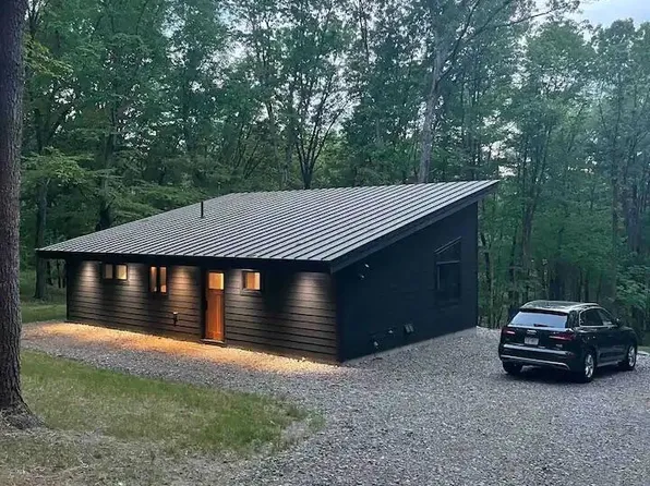 60 Connacher Rd, Ghent, NY 12075