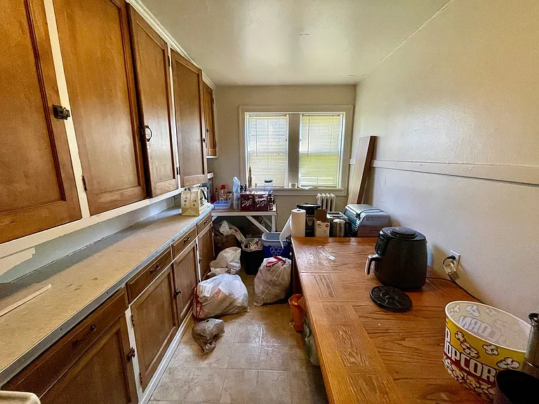2556 N Murray Ave — Photo 31