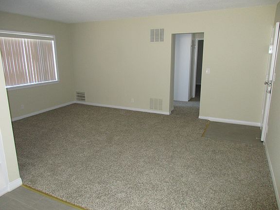 3rd image of 1428 S Bedford St APT 6