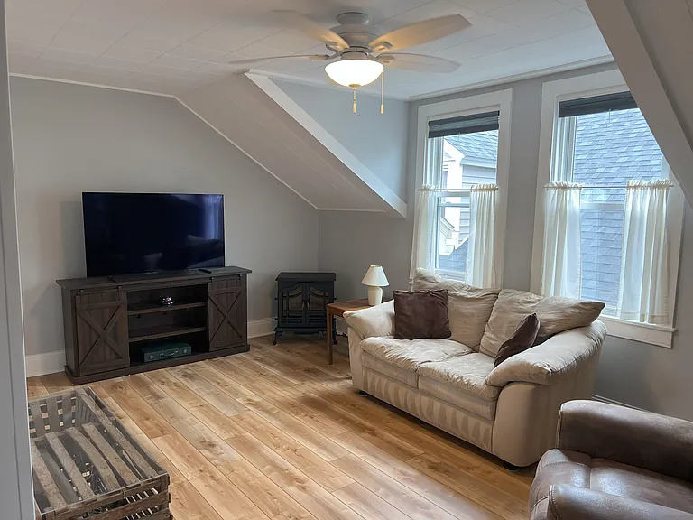 13 Newport Ave #3 — Photo 12