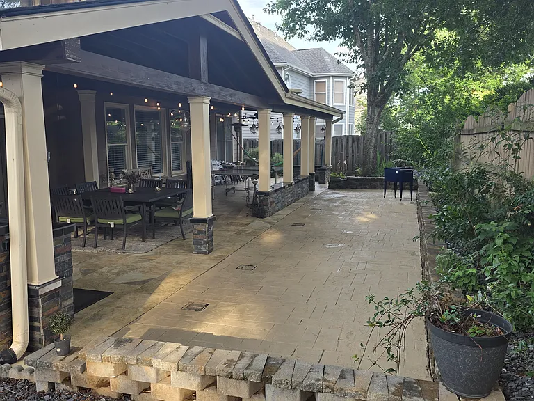 Laketrail Dr — Photo 5