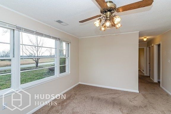 4th image of 1000 Old Greenville Rd