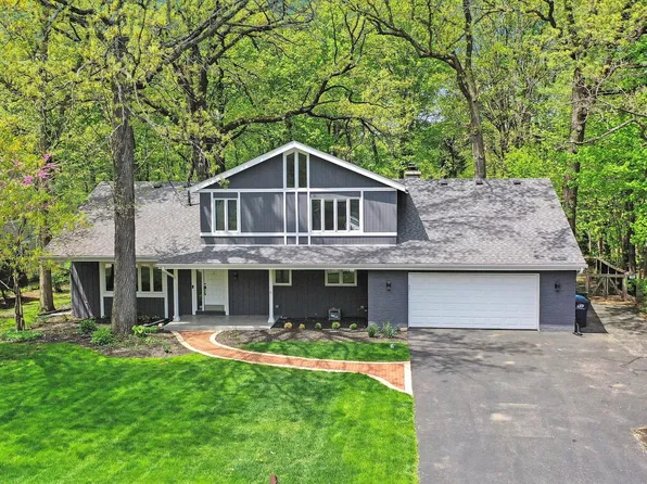 71 Cumberland Dr, Lincolnshire, IL 60069